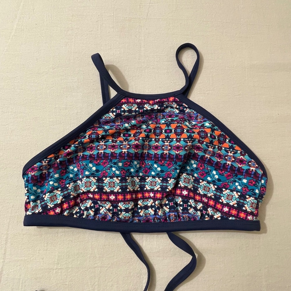 Title Nine XS Swim Top Halter Multicolor Geometric Athletic Outdoors‎ Beach